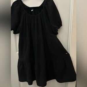Preowned•Old Navy Black Puff Sleeve Gauze Tiered Peasant Dress•Size XL•2 Pocket